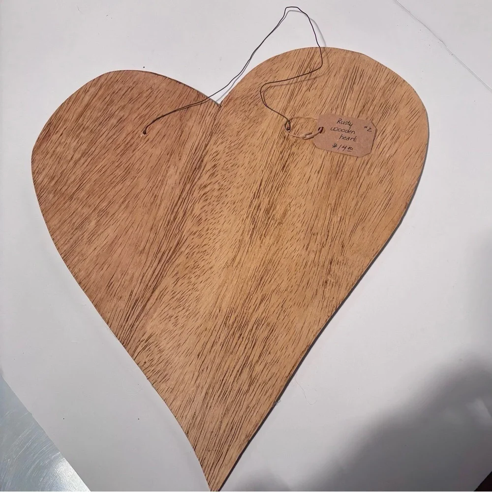 Hand Crafted Wood / Rusty Heart With Old Fashioned Key Valentines Decor